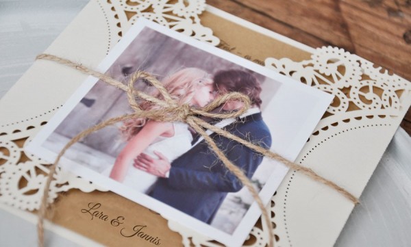Danksagungskarten Hochzeit Vintage Lasercut mit Kraftpapier und Foto