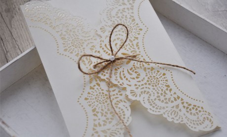 Einladungskarten Hochzeit Lasercut Kraftpapier