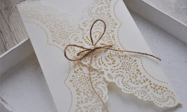 Einladungskarten Hochzeit Lasercut Kraftpapier